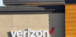 Verizon logo displayed on a store exterior