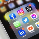 Smartphone screen displaying various social media application icons